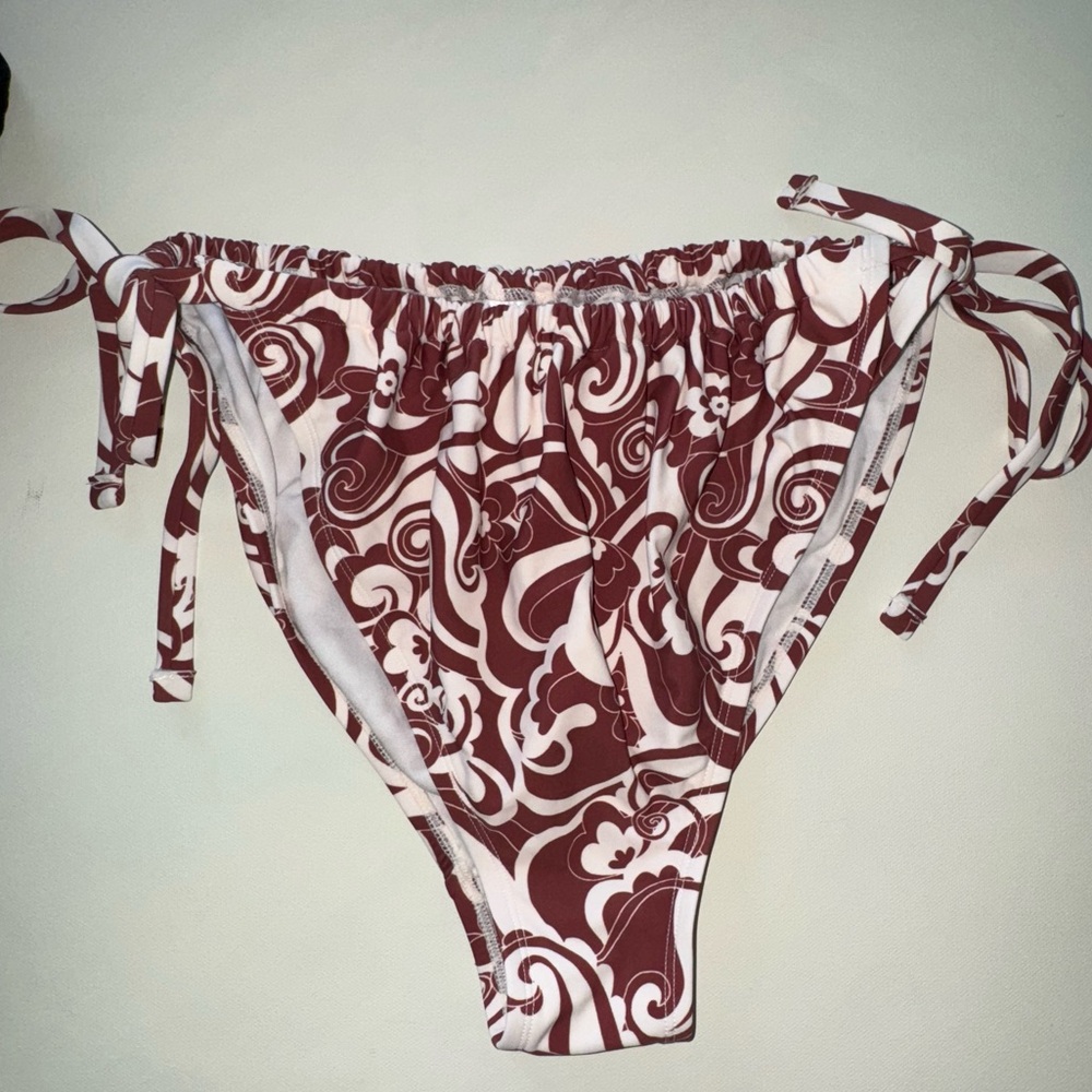 Wild Fable Red and White floral swirl Bikini Bottom